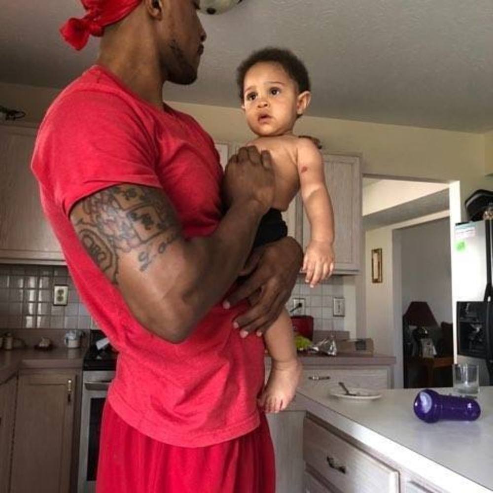 Meet your Posher, Victor